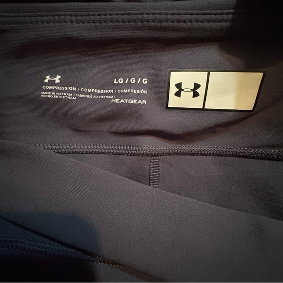 Under Armour Black and White Leggings High Waist Athletic Fit - Picture 9 of 11
